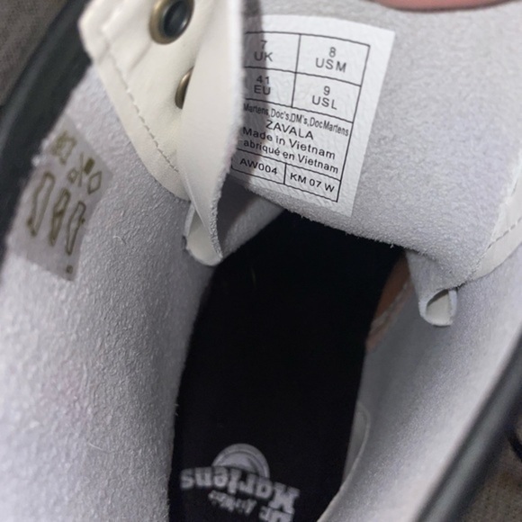 DR. MARTENS Zavala 8-Eyelet Combat Boot women size 9 - Picture 9 of 10